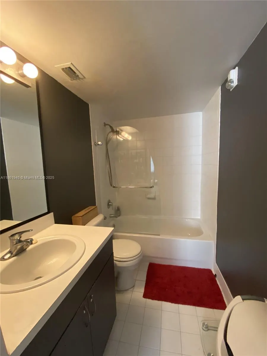 1401 Bay Rd, #405