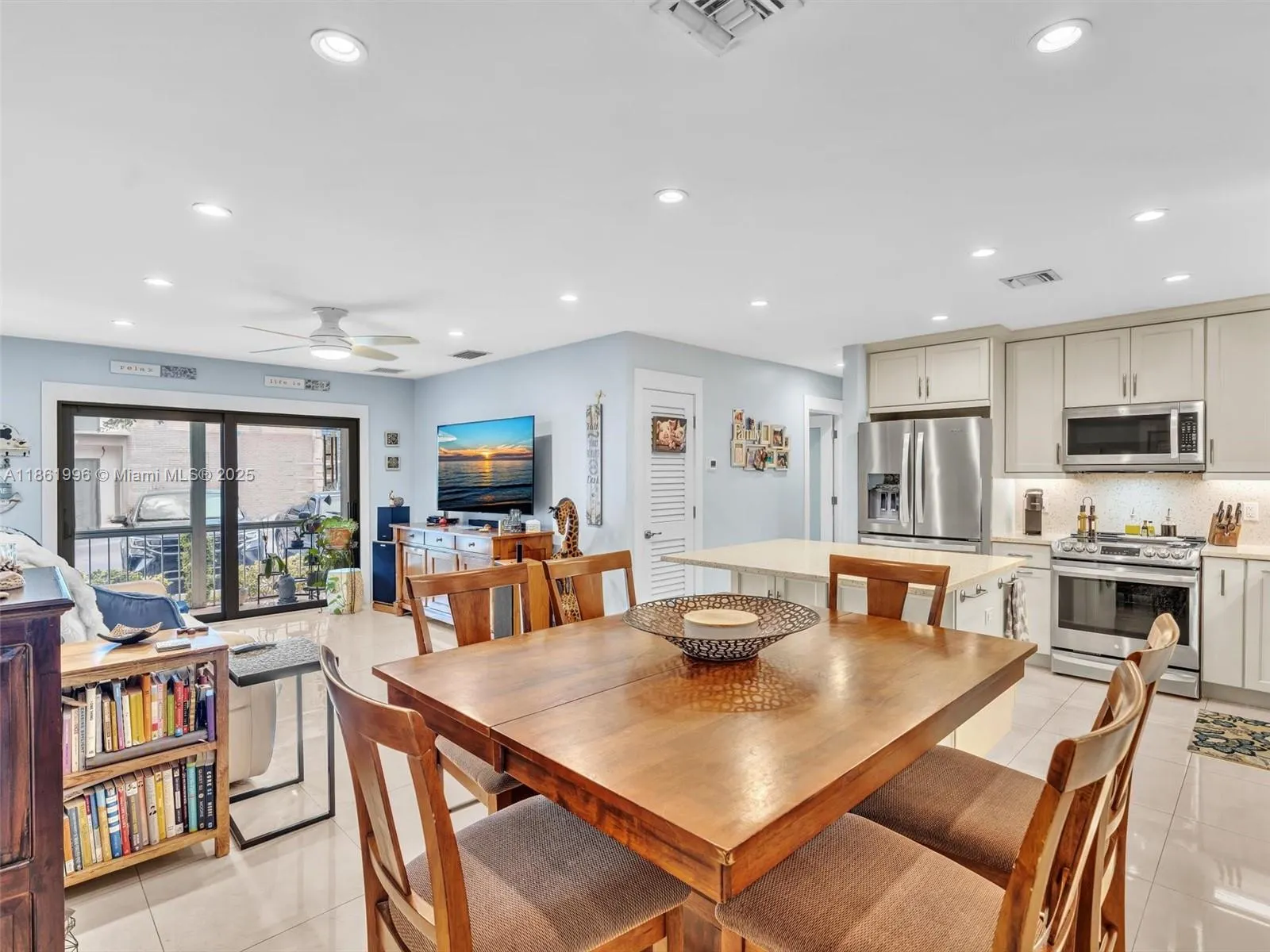 120 Cypress Club Dr, #202