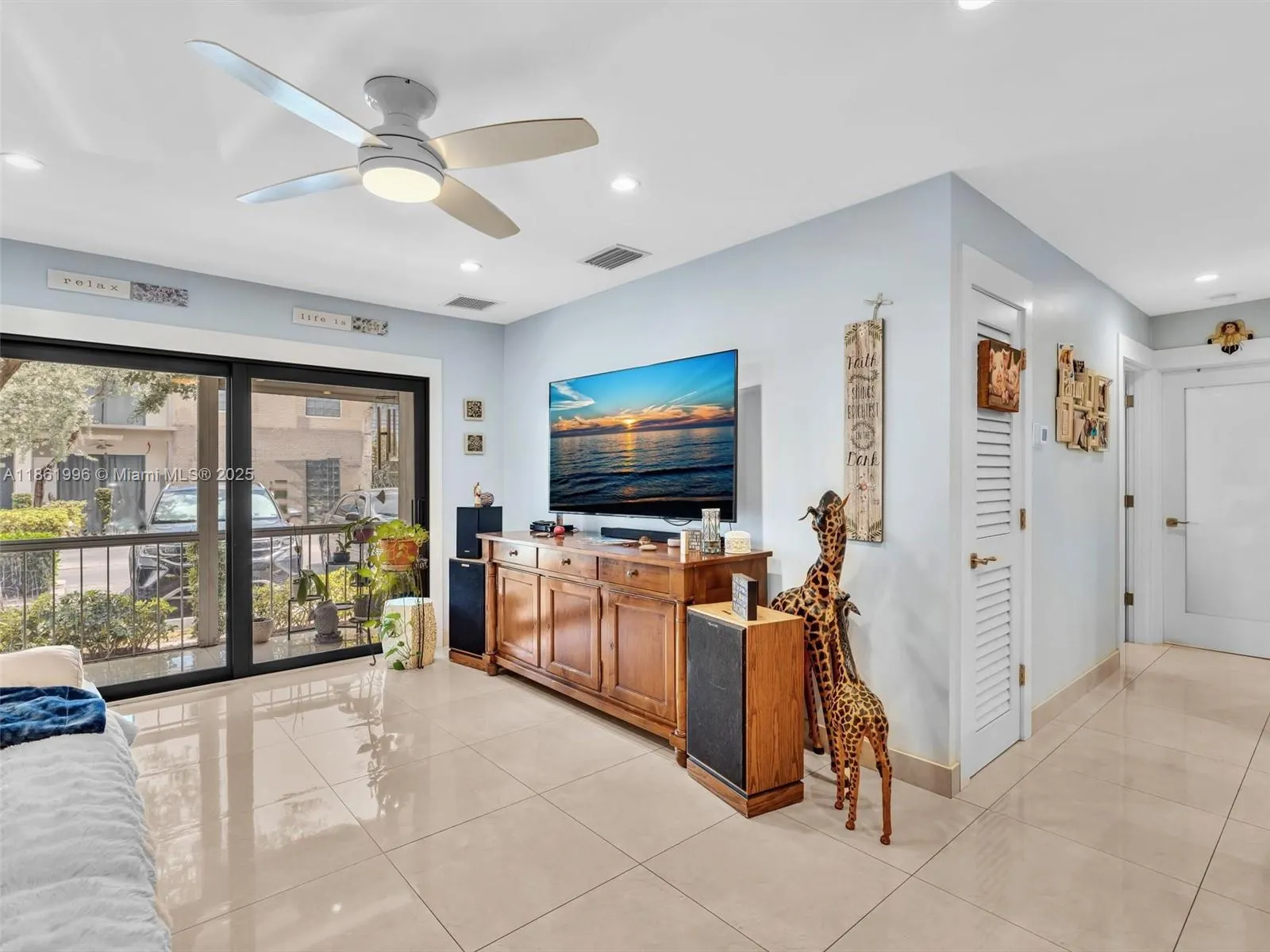 120 Cypress Club Dr, #202