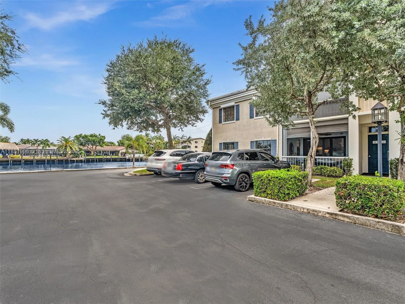 120 Cypress Club Dr, #202
