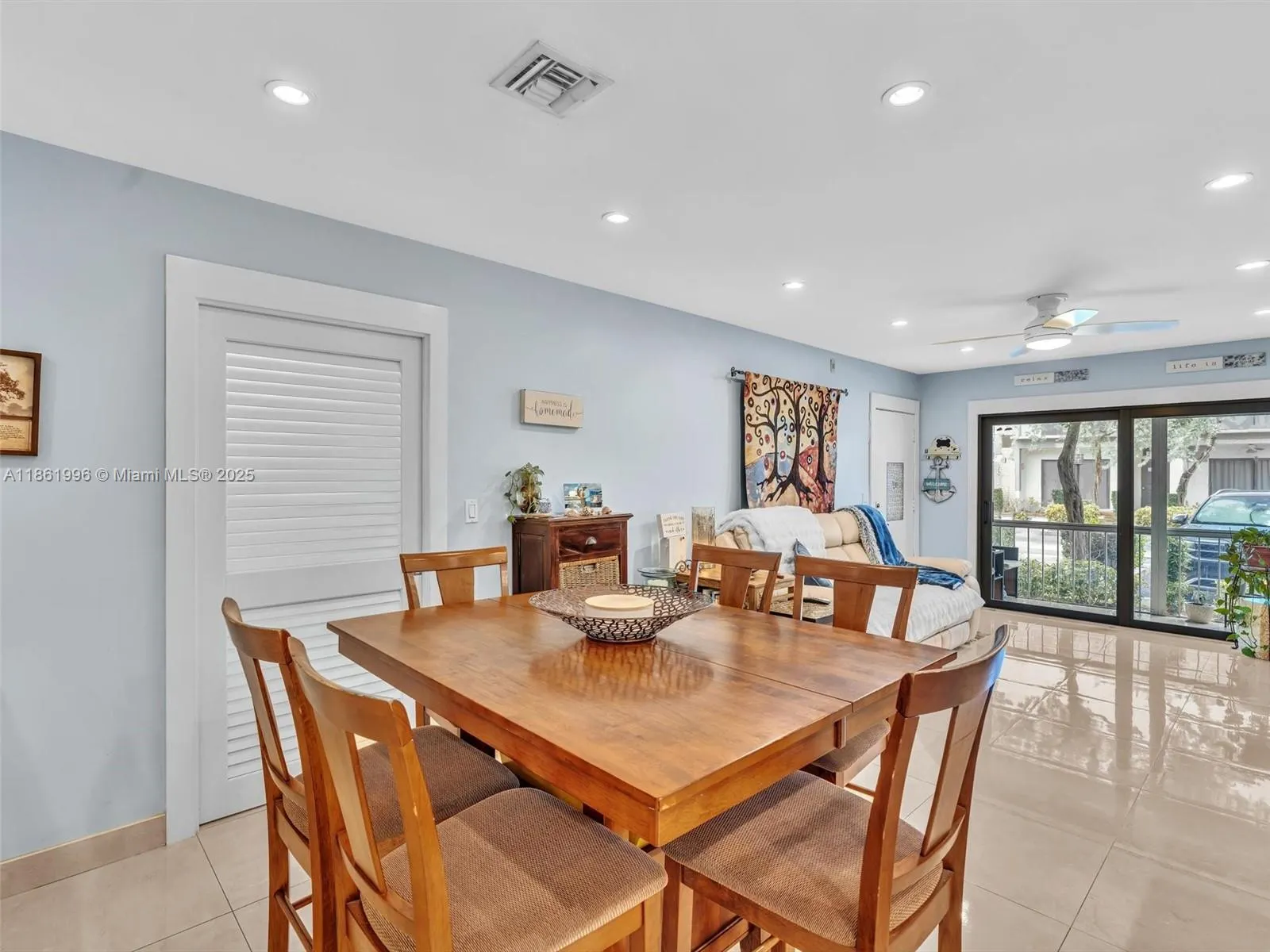 120 Cypress Club Dr, #202
