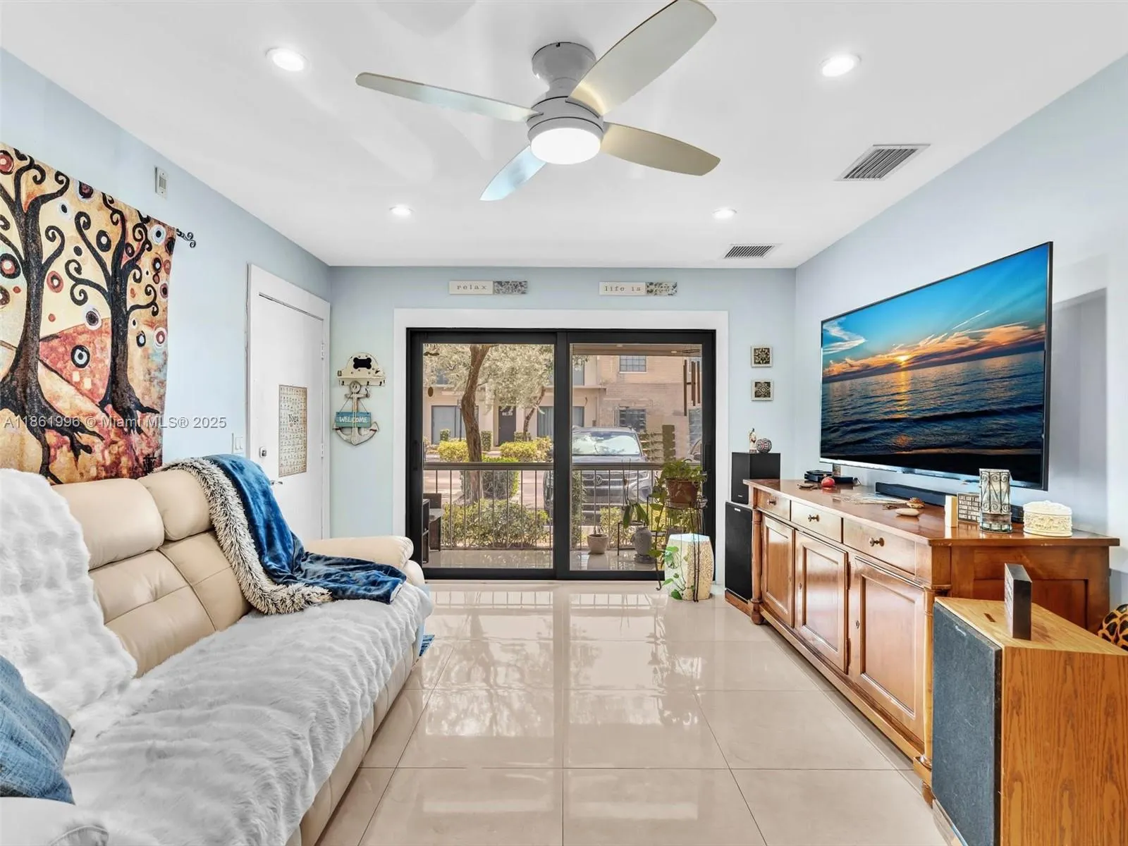120 Cypress Club Dr, #202