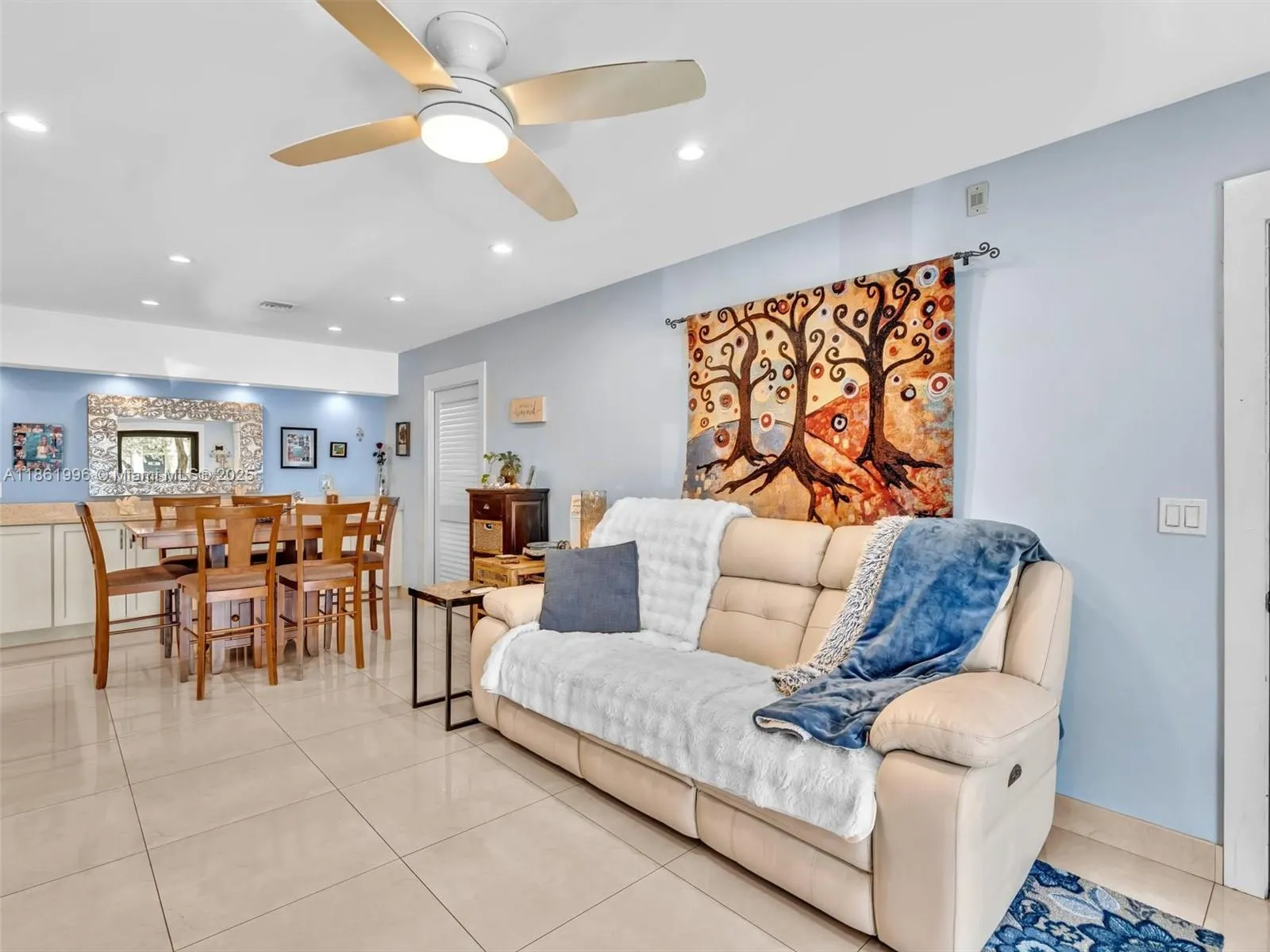 120 Cypress Club Dr, #202