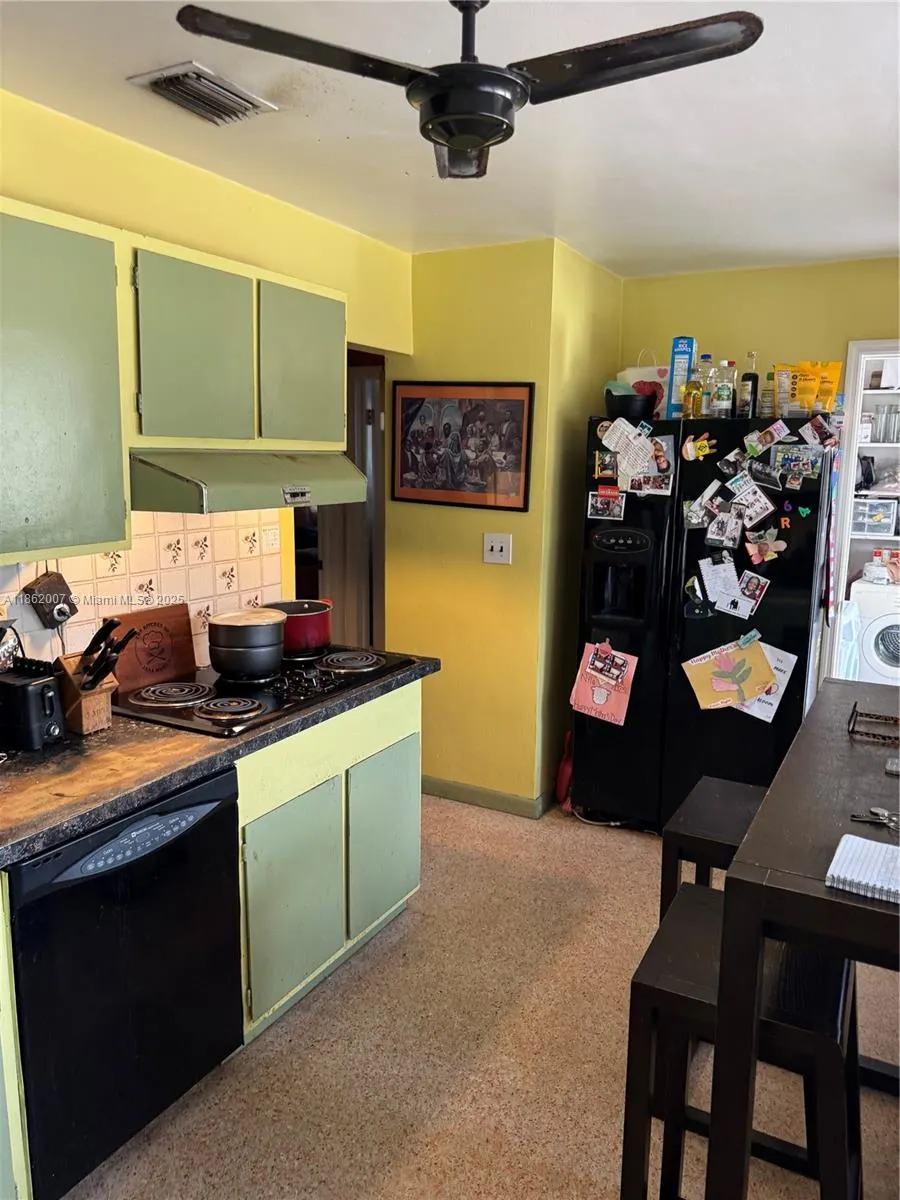 9755 SW 165th Ter
