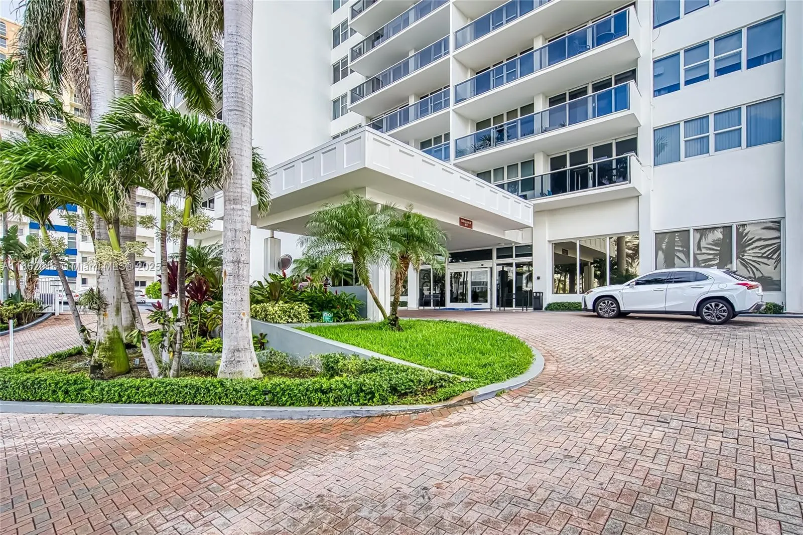 3140 S Ocean Dr, #2308