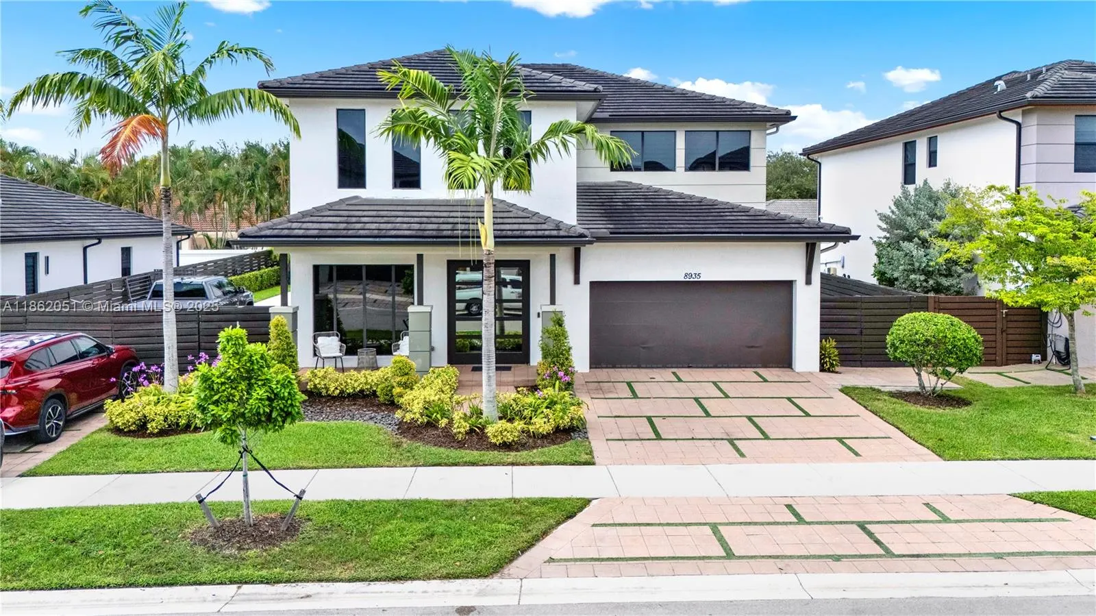 8935 NW 161st Ter