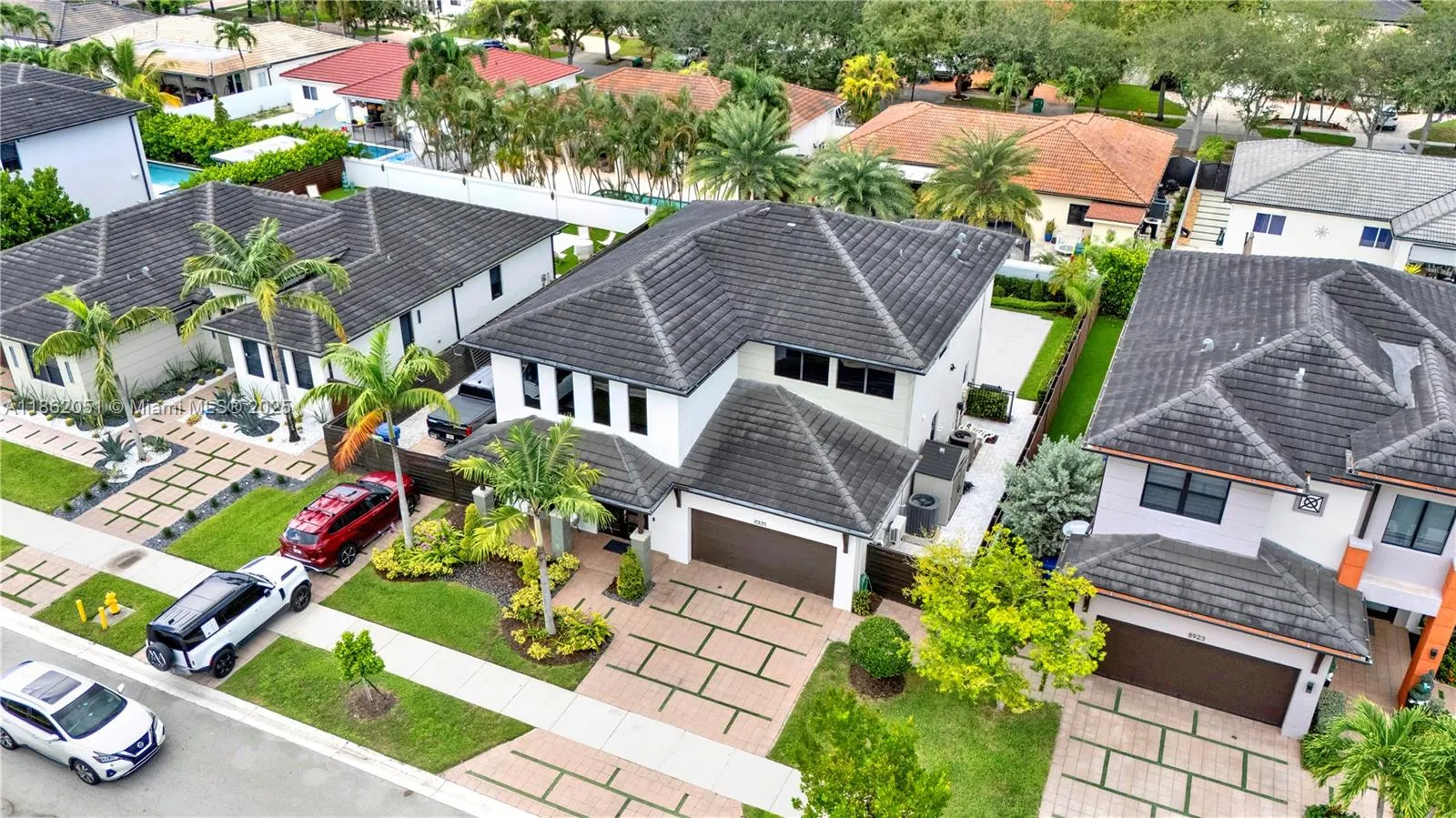 8935 NW 161st Ter