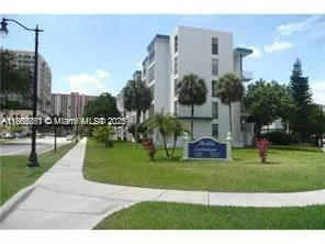 200 177th Dr, #419
