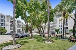 200 177th Dr, #419