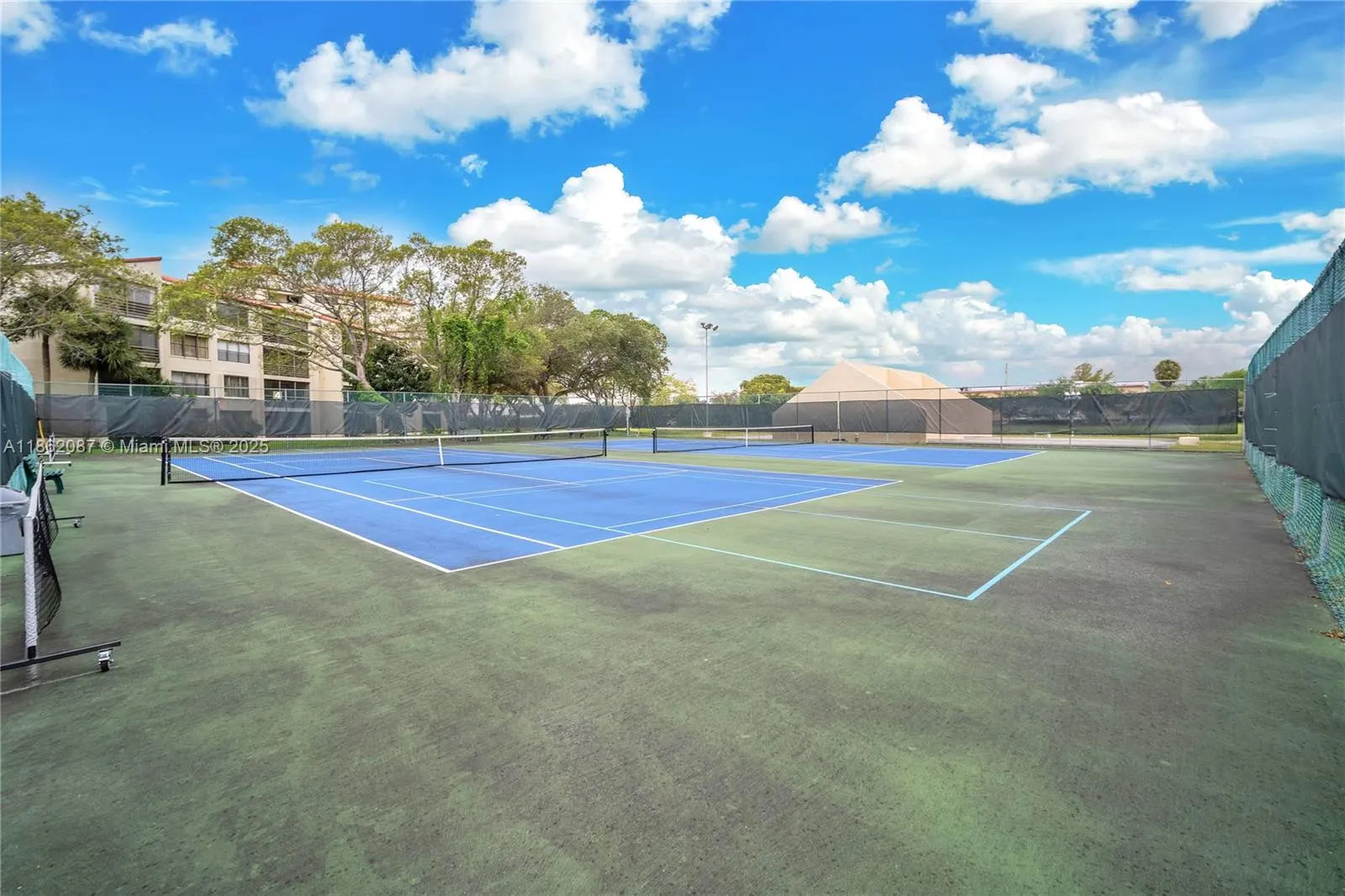 2112 S Cypress Bend Dr, #802