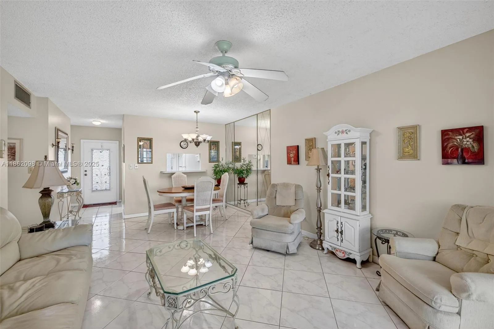 4706 NW 36th St, #402