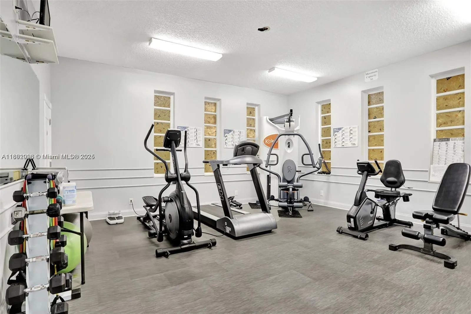 4706 NW 36th St, #402