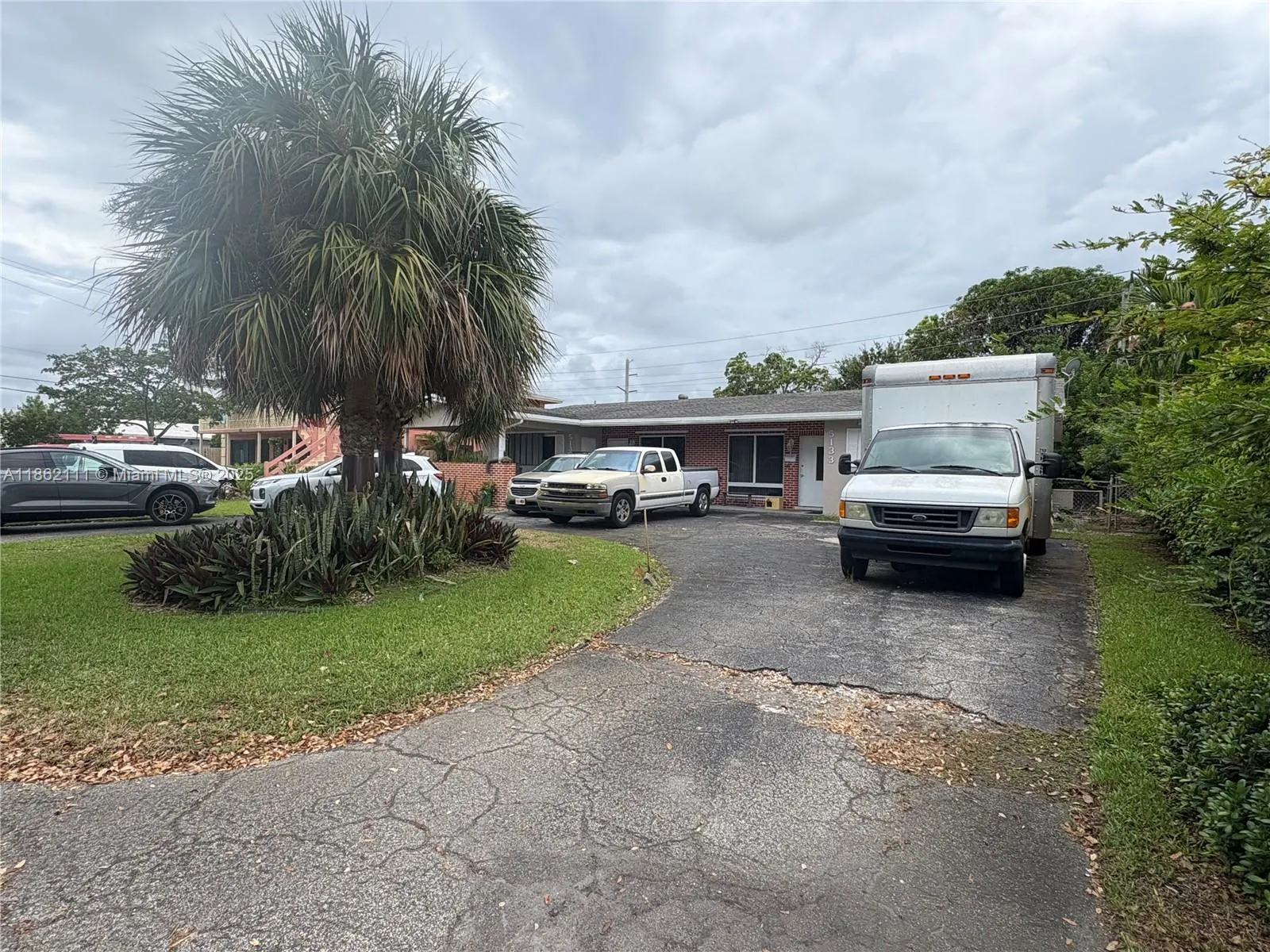5131 NE 18th Ter