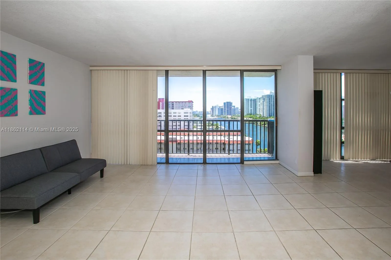 2017 S Ocean Dr, #1008