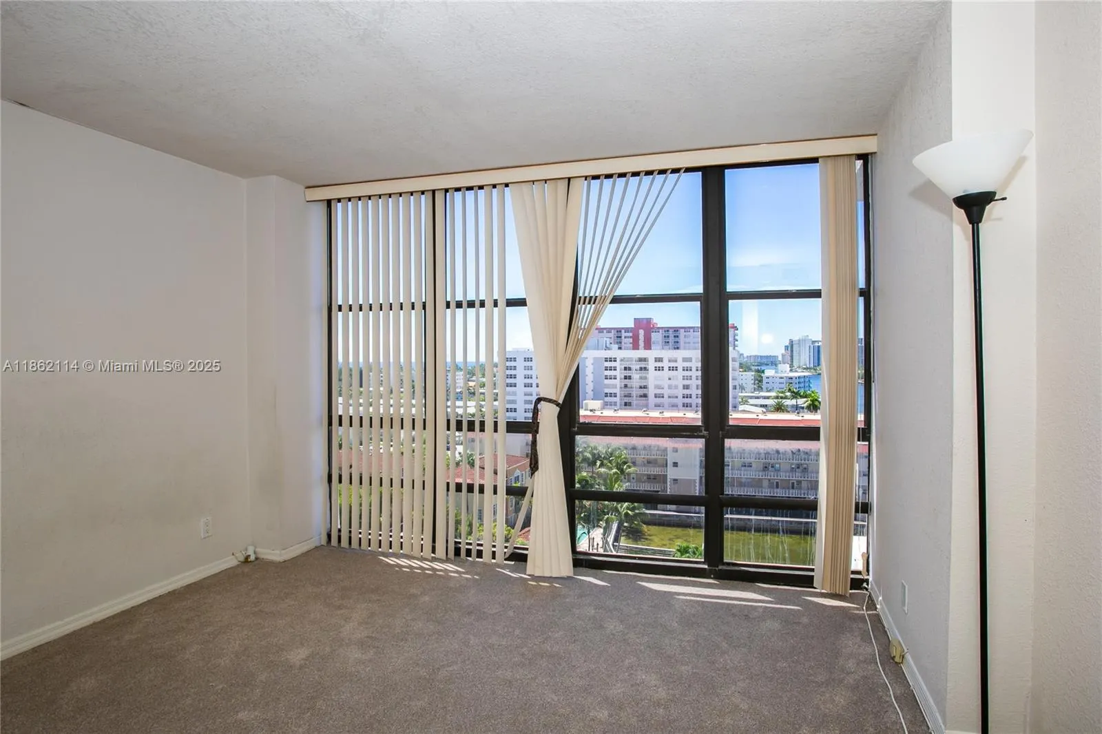 2017 S Ocean Dr, #1008