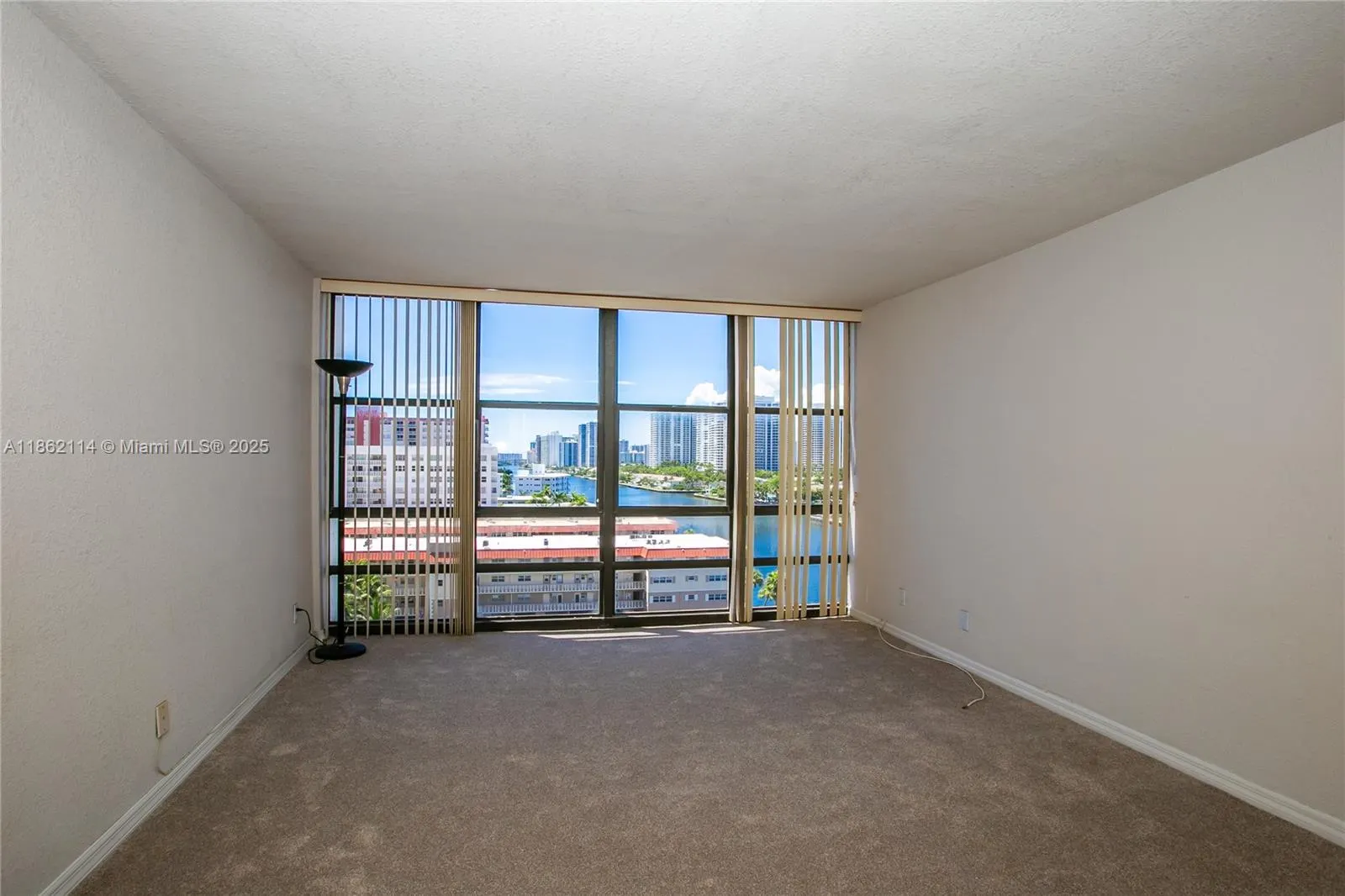 2017 S Ocean Dr, #1008