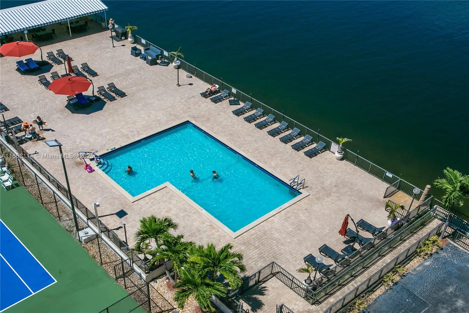 2017 S Ocean Dr, #1008