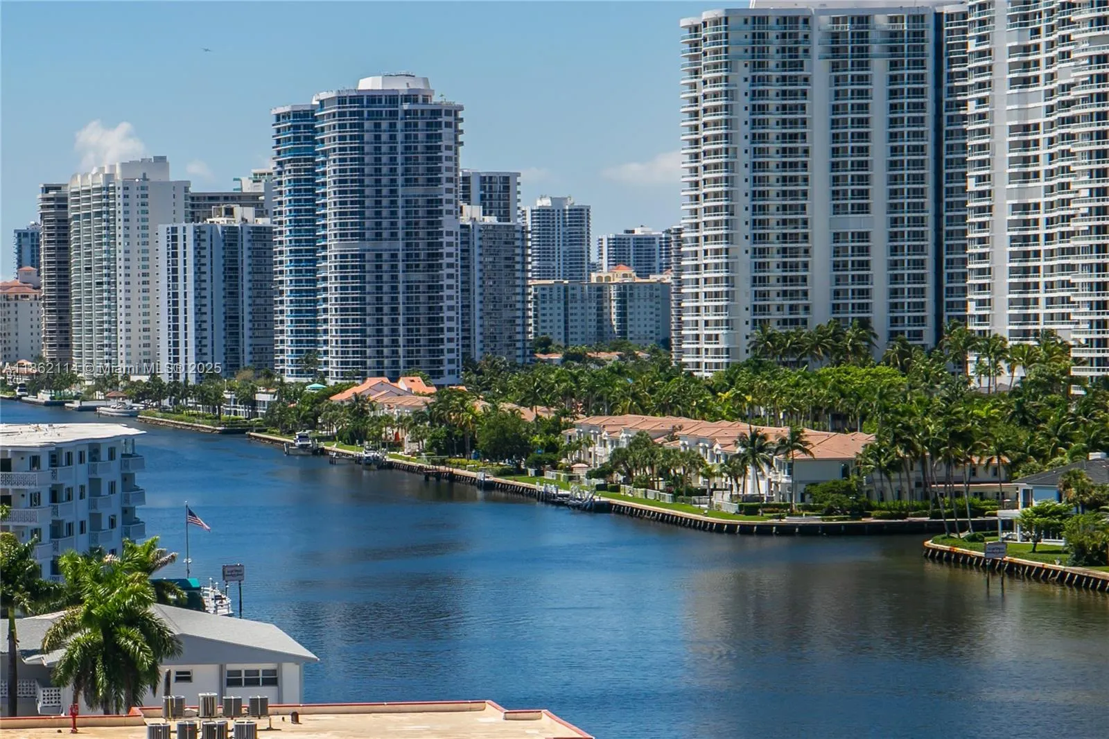2017 S Ocean Dr, #1008