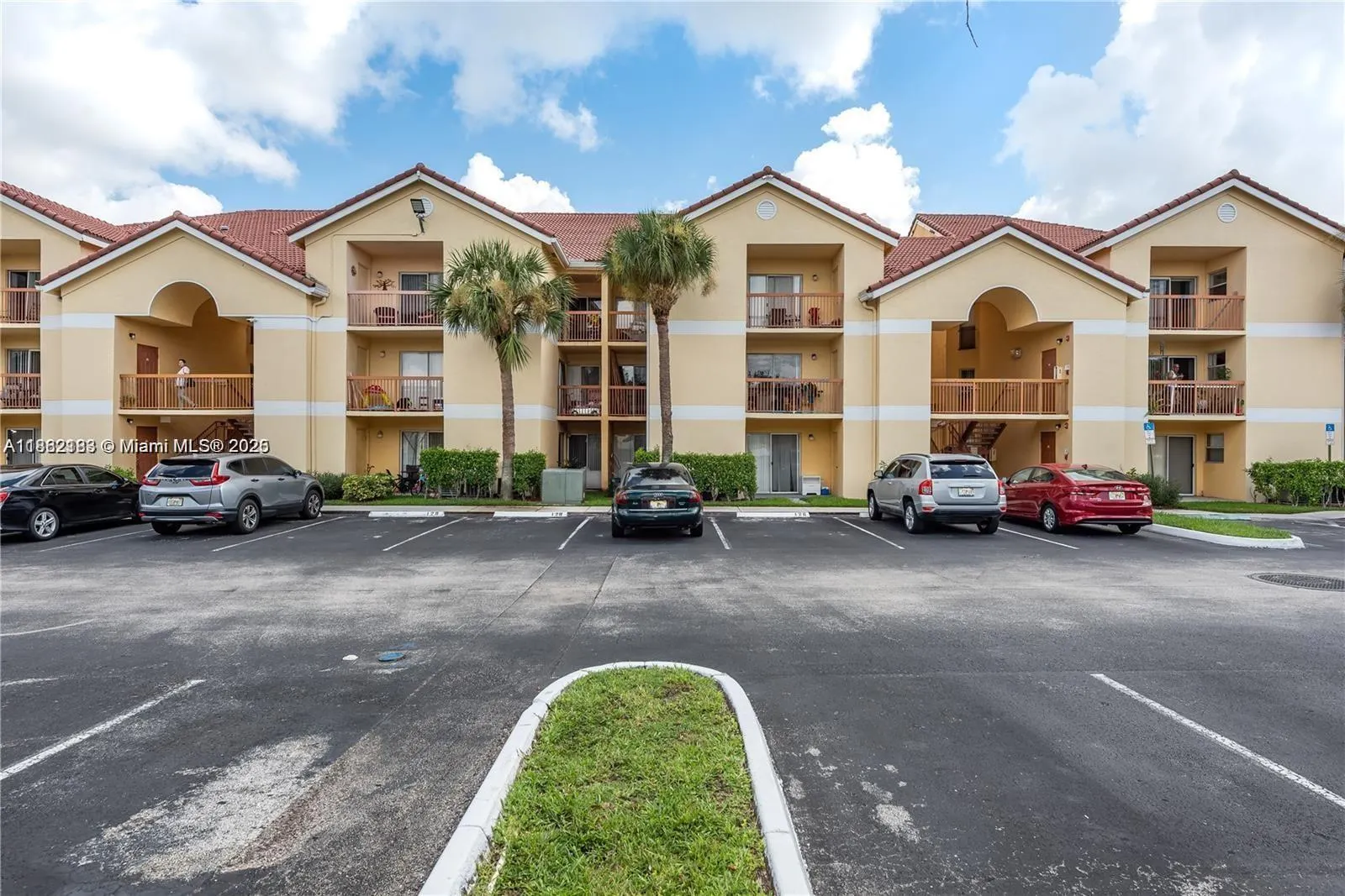 7610 Westwood Dr, #112