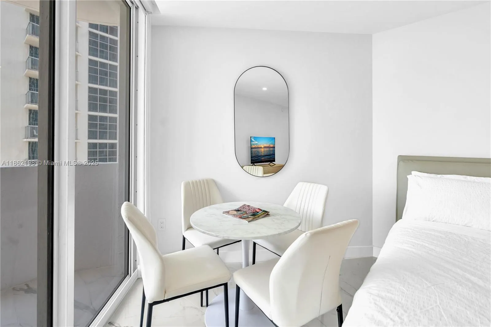 17375 Collins Ave, #1703