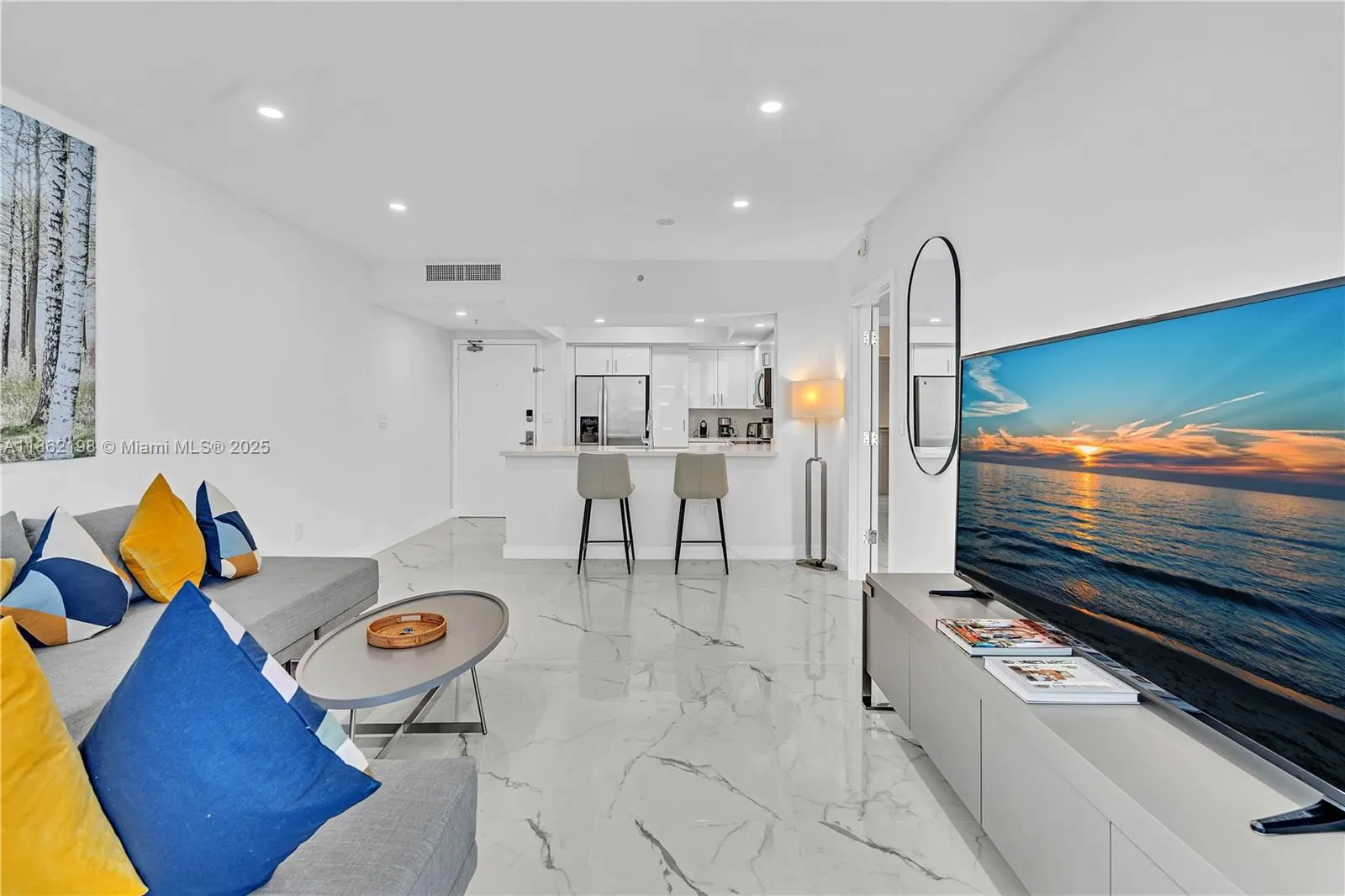 17375 Collins Ave, #1703