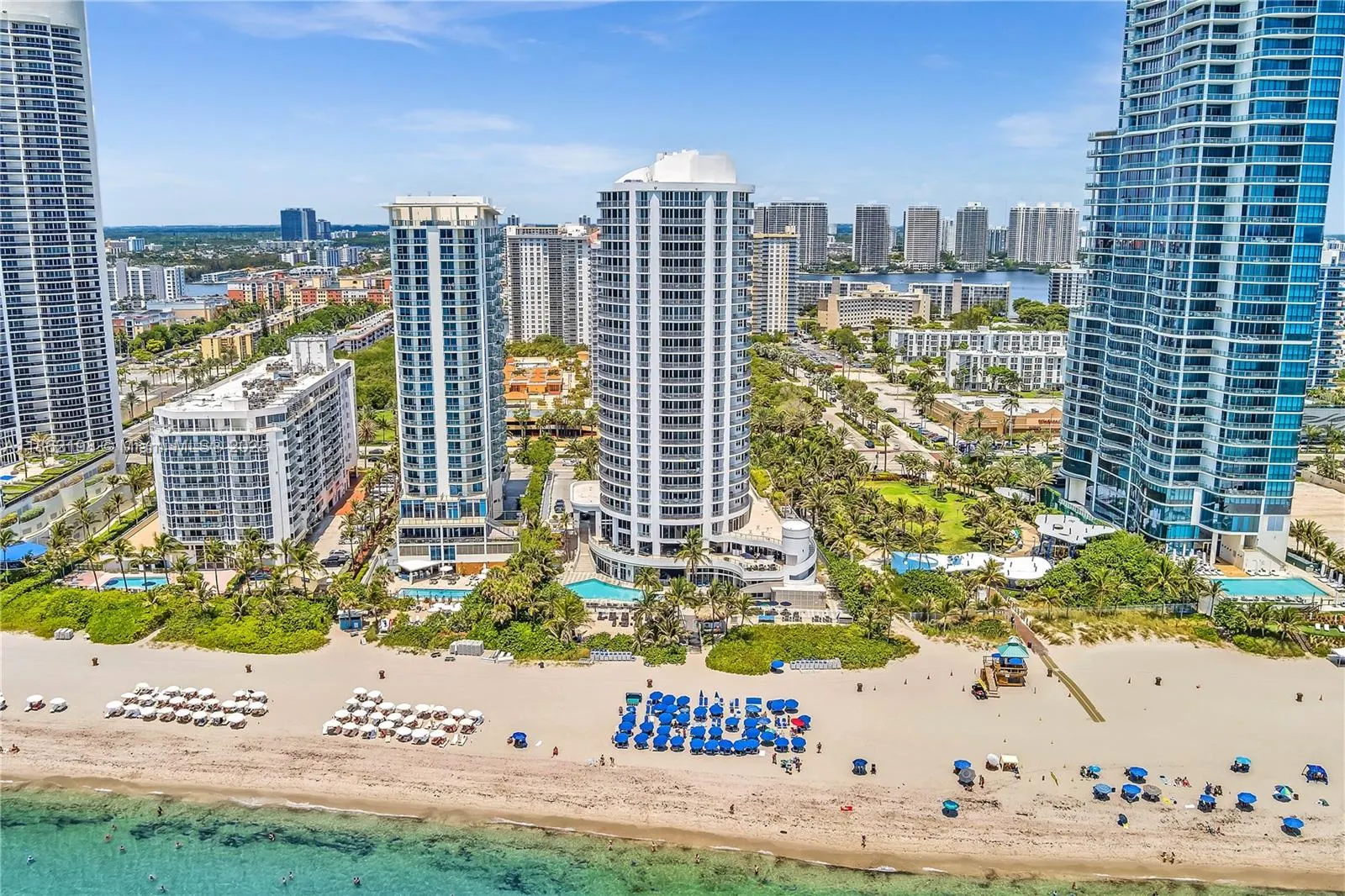 17375 Collins Ave, #1703
