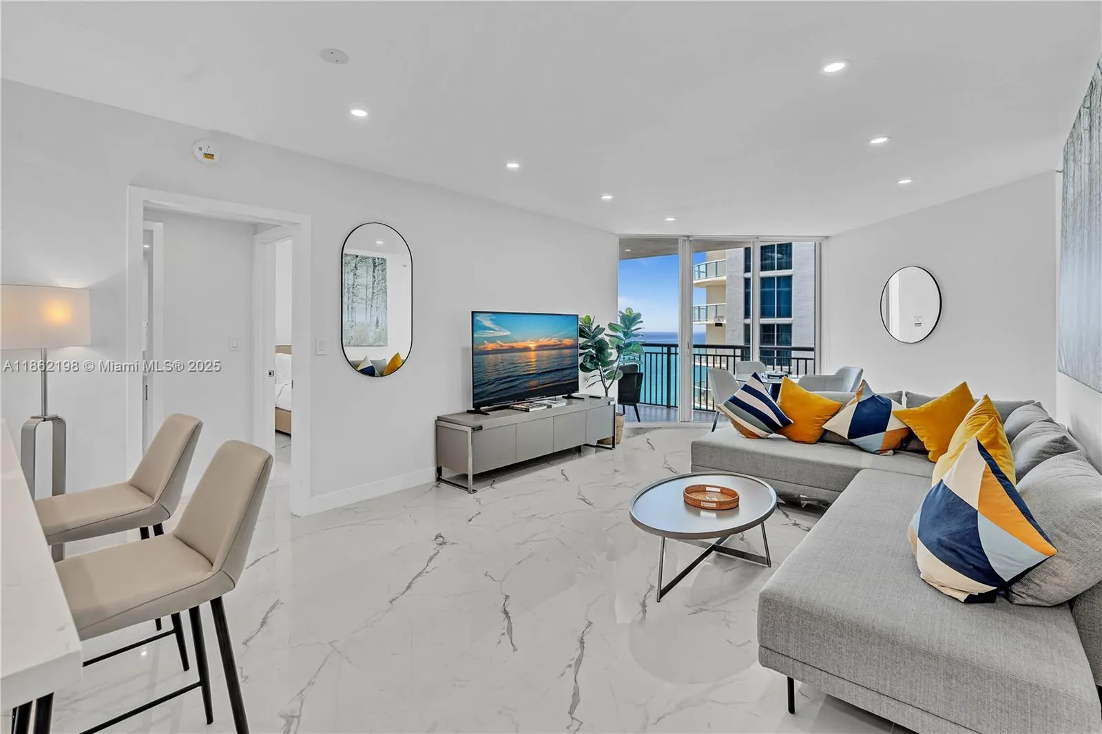 17375 Collins Ave, #1703