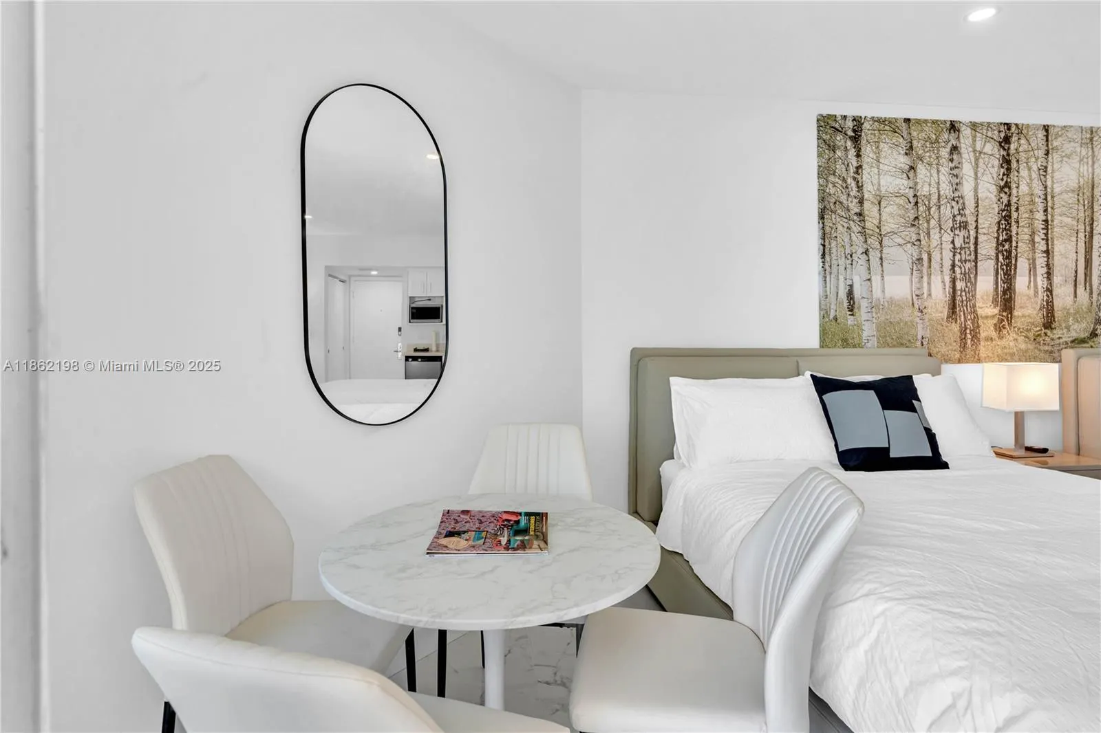 17375 Collins Ave, #1703