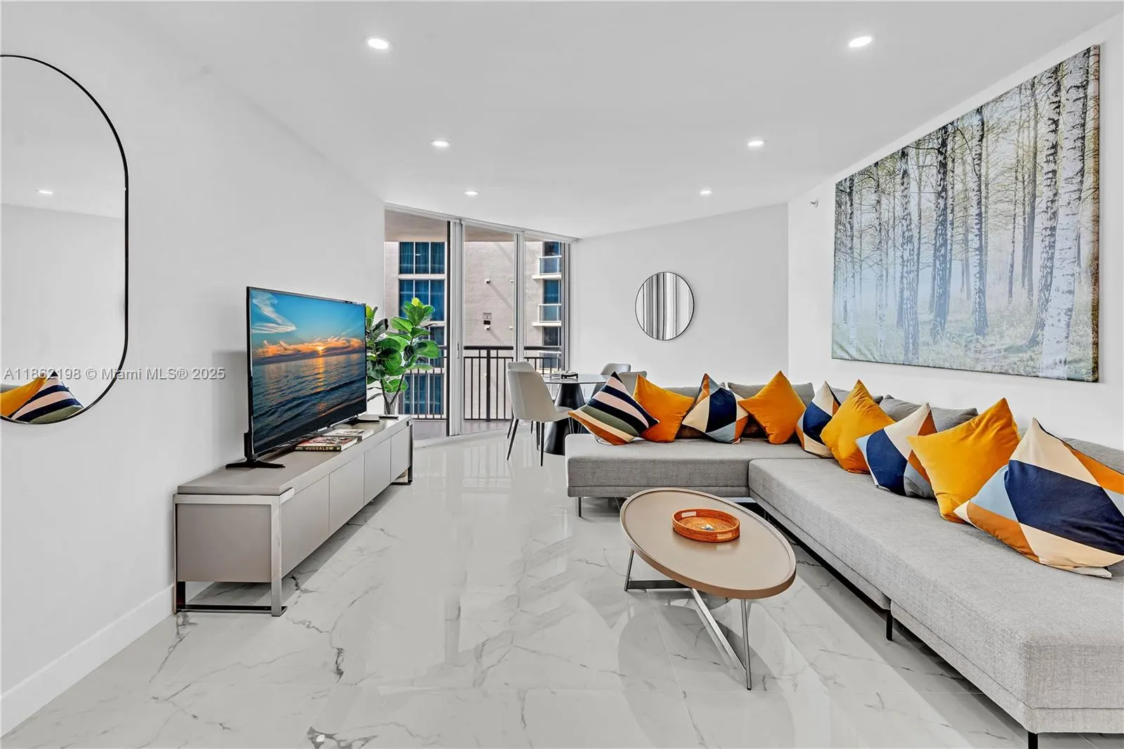 17375 Collins Ave, #1703