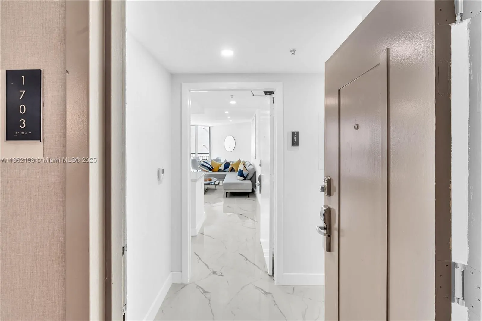 17375 Collins Ave, #1703