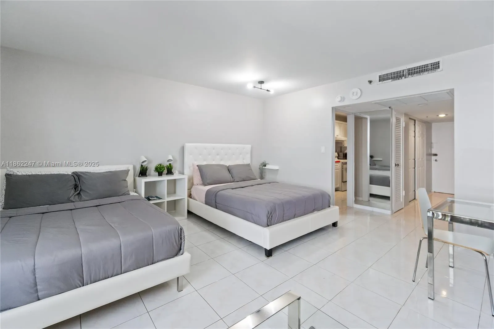 100 Lincoln Rd, #1616