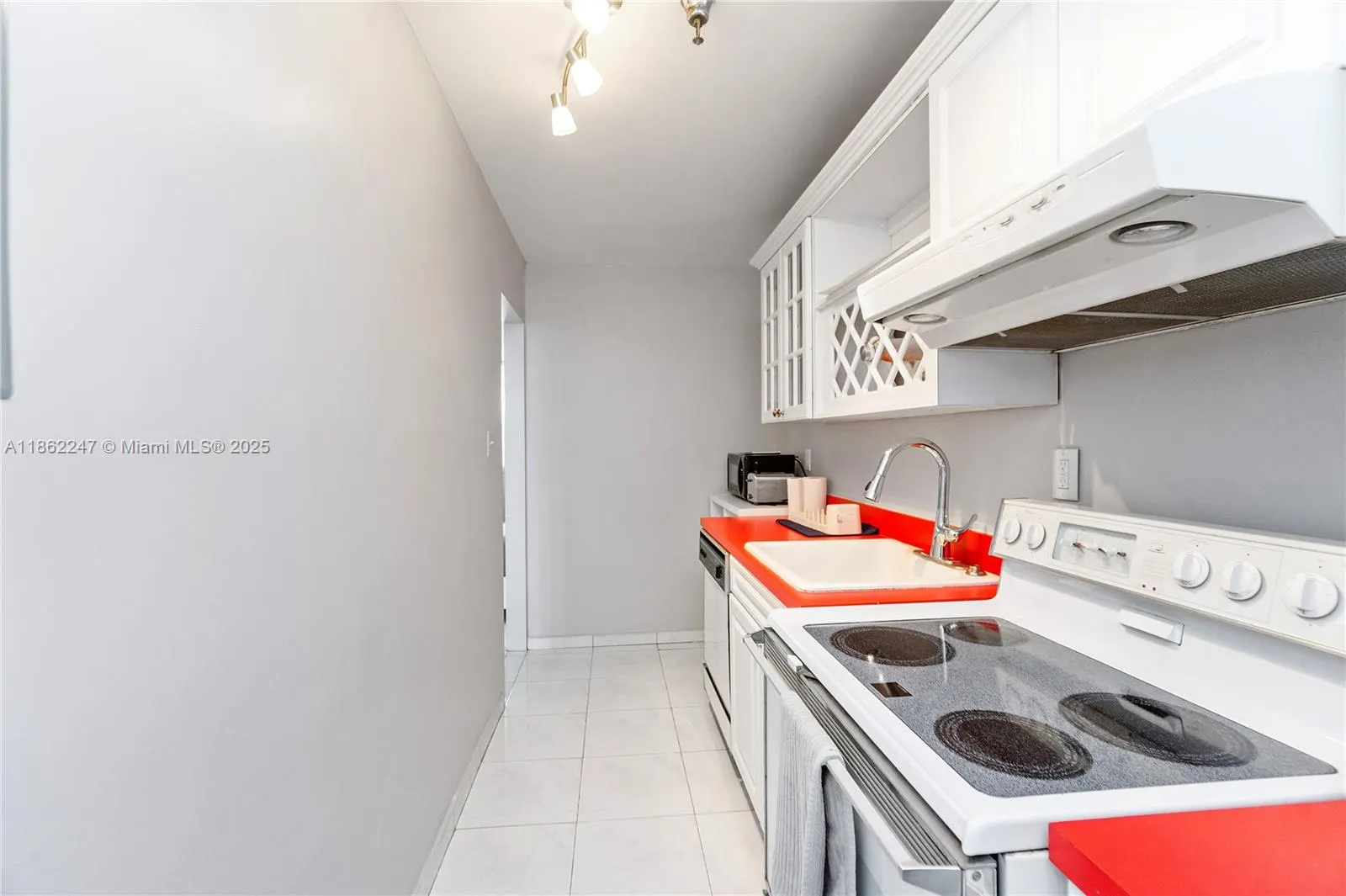 100 Lincoln Rd, #1616
