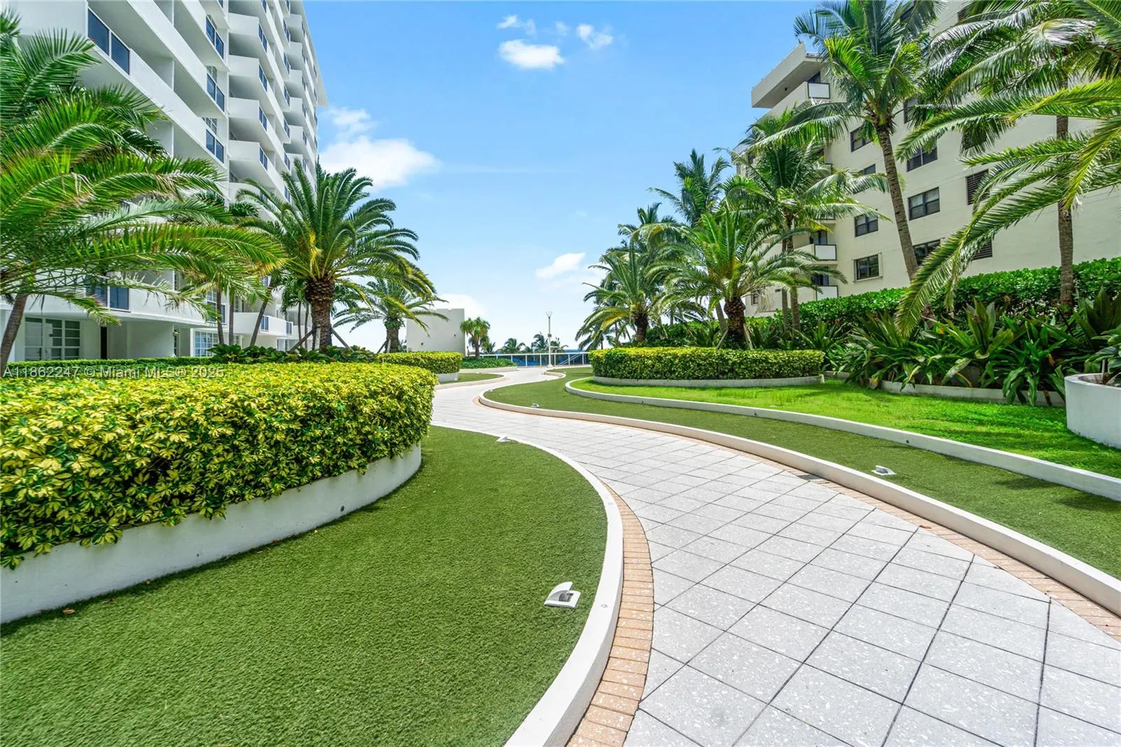100 Lincoln Rd, #1616