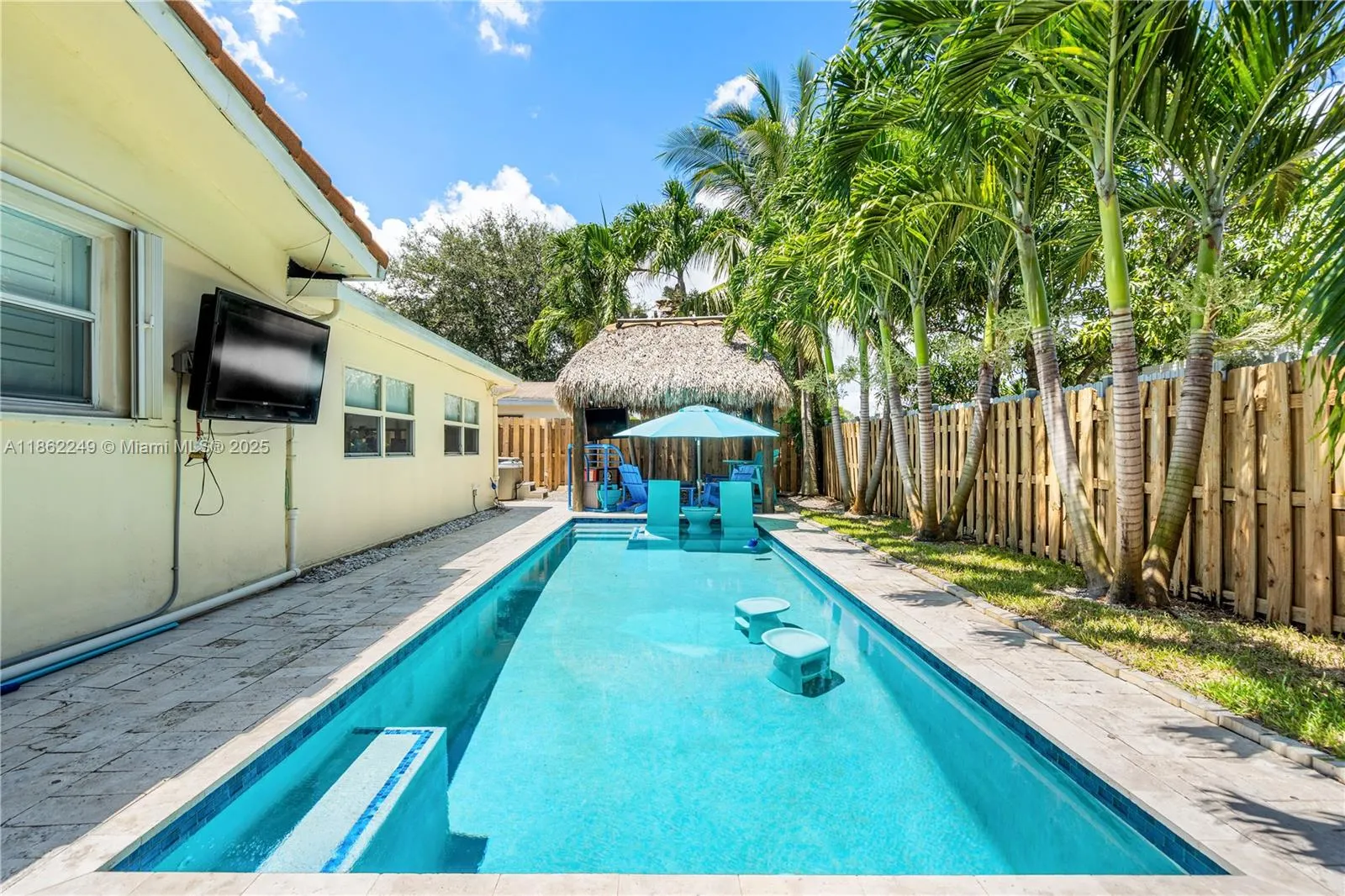 3127 NW 68th St