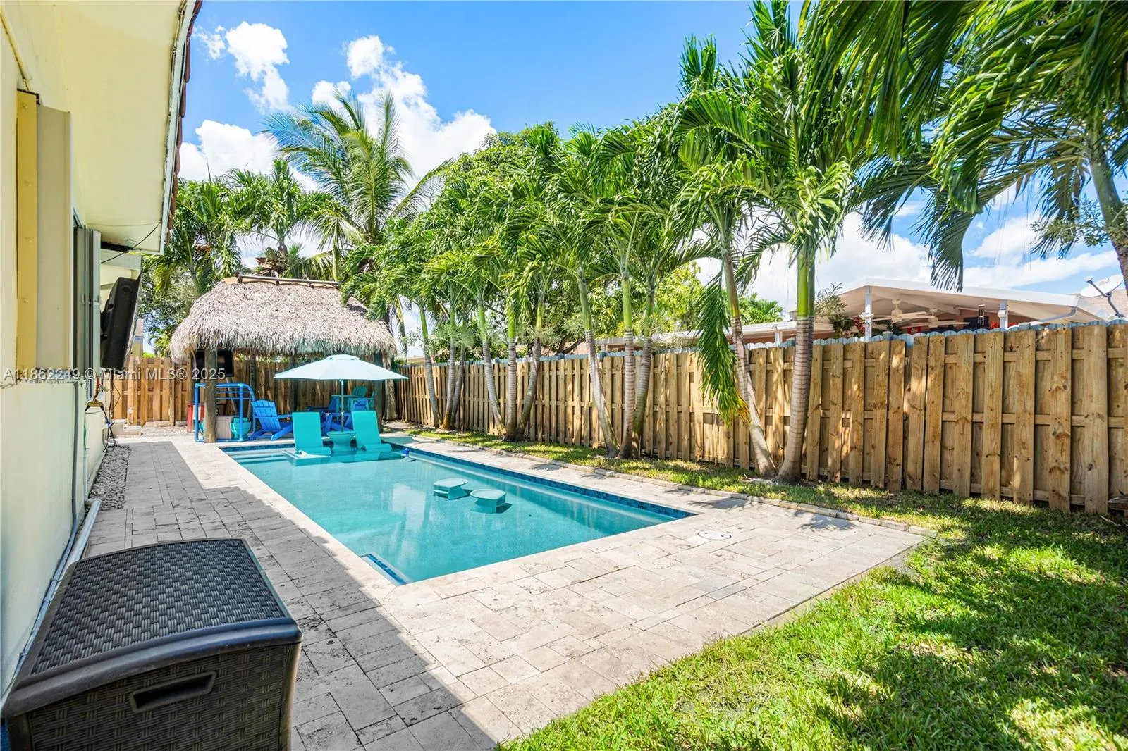 3127 NW 68th St