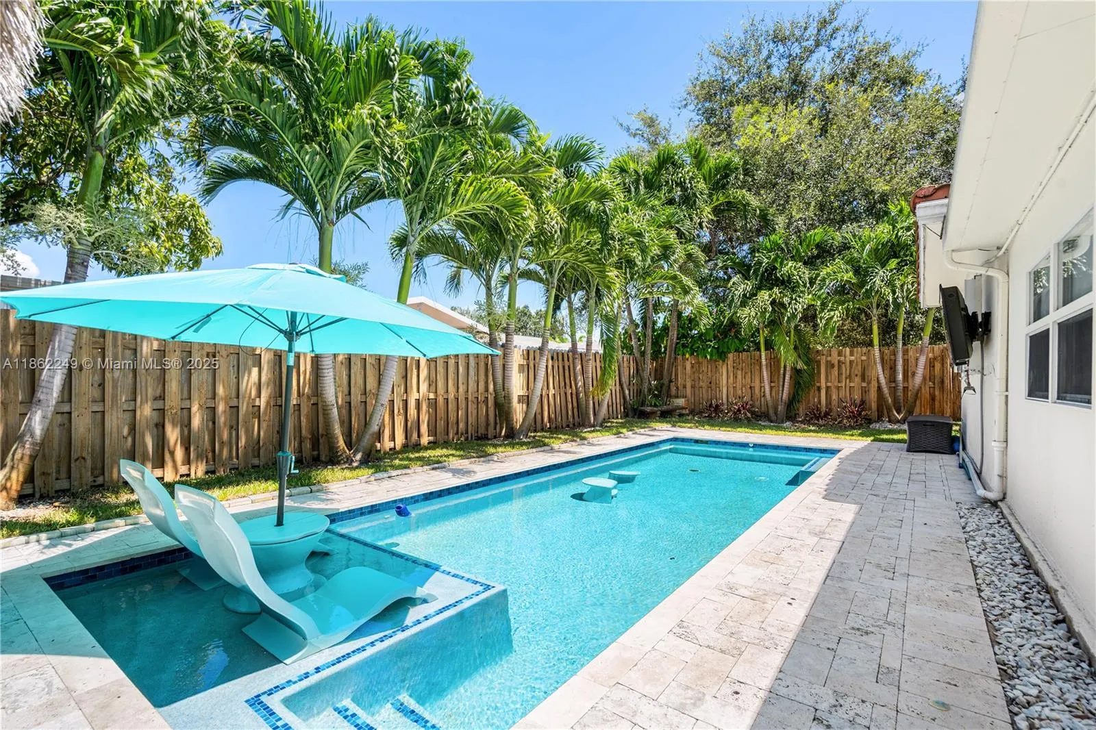 3127 NW 68th St