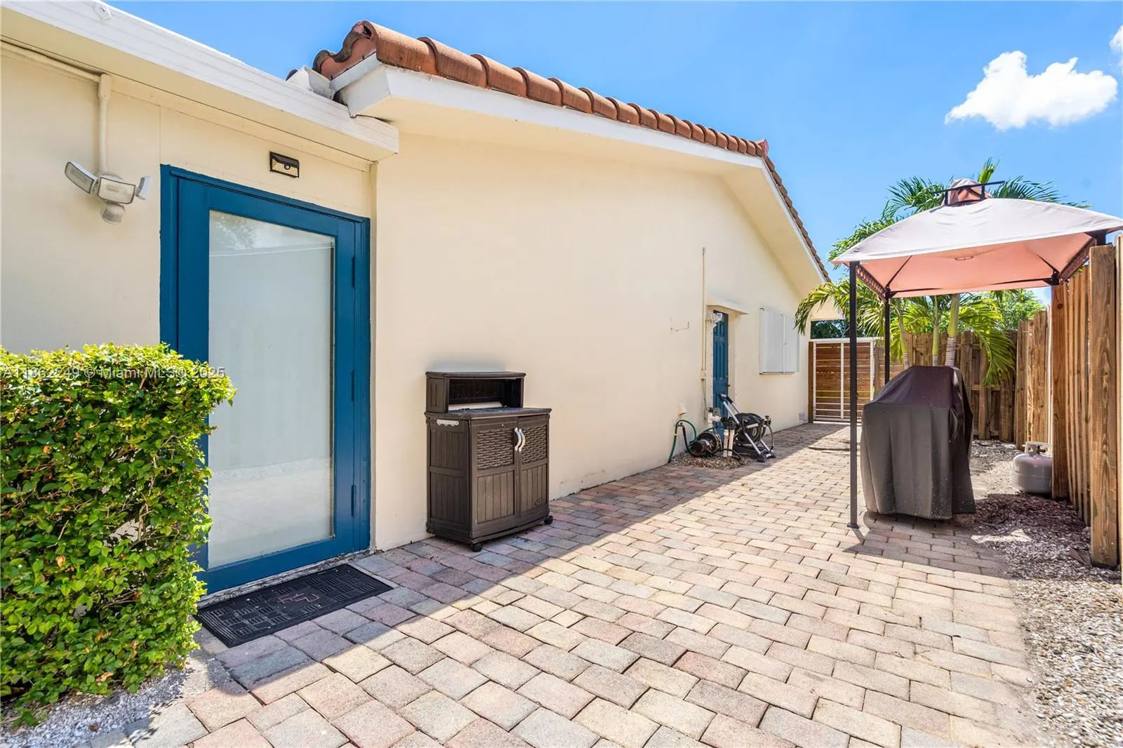 3127 NW 68th St