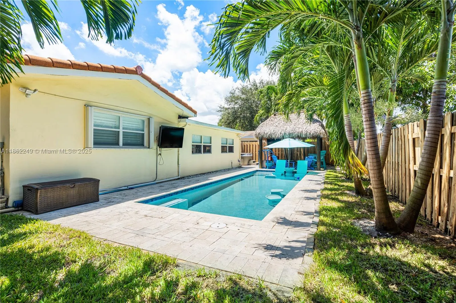3127 NW 68th St