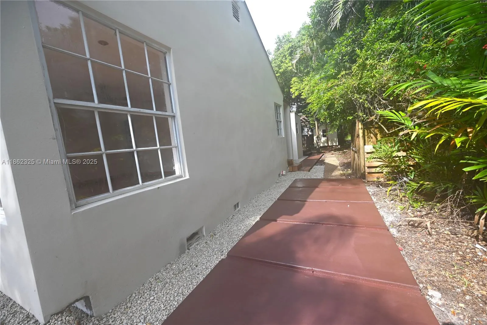 4100 SW 61st Ave