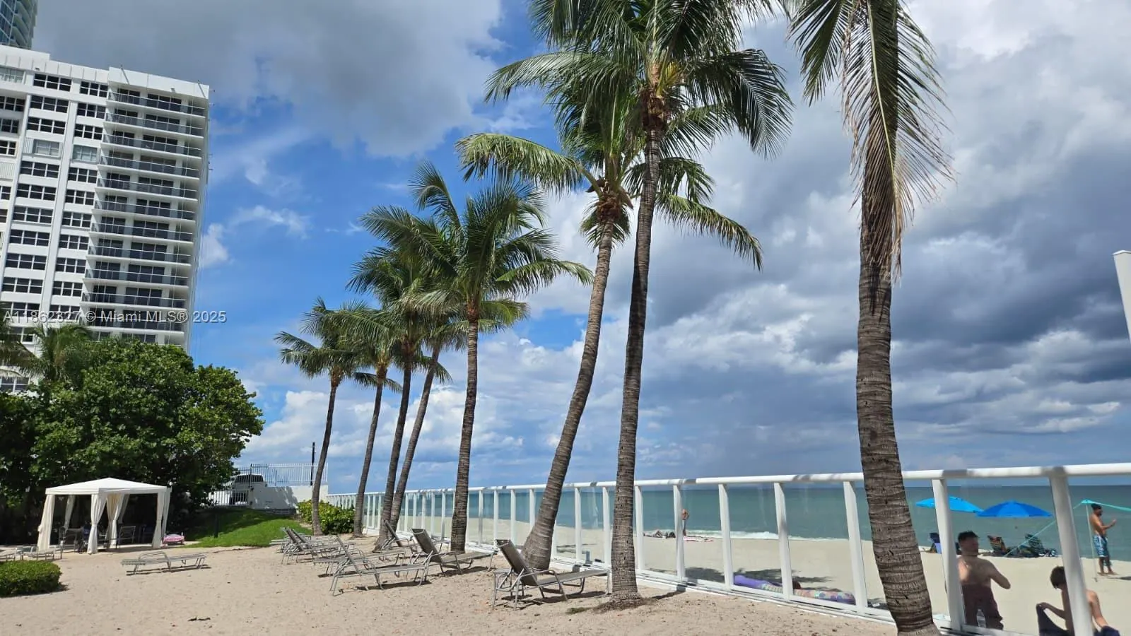 3000 S Ocean Dr, #108