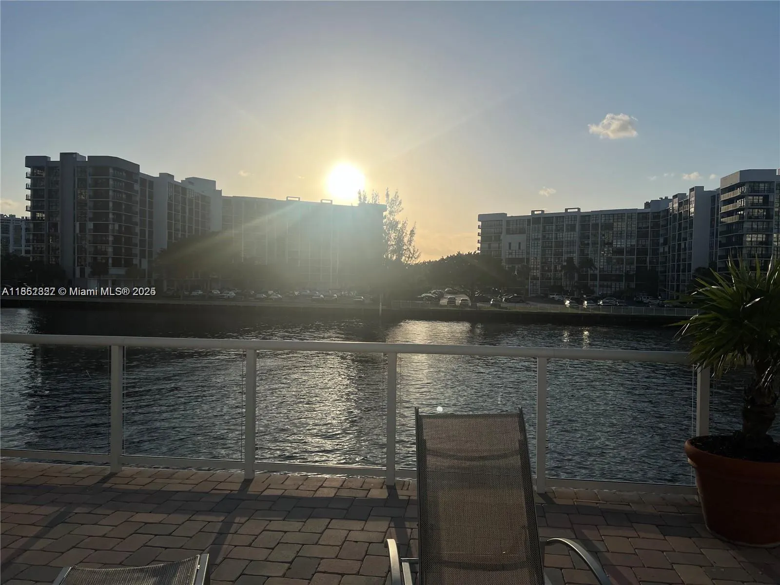 3000 S Ocean Dr, #108