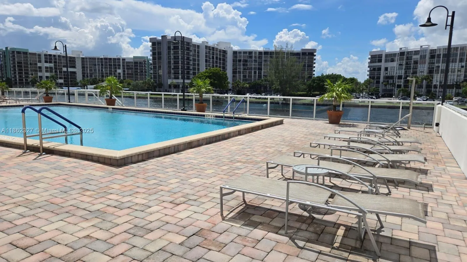 3000 S Ocean Dr, #108