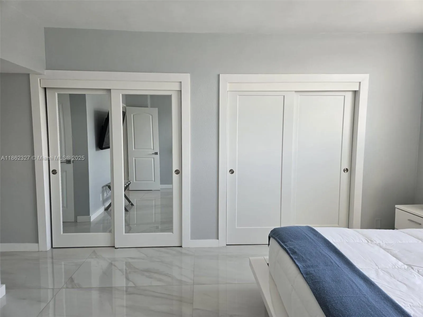 3000 S Ocean Dr, #108