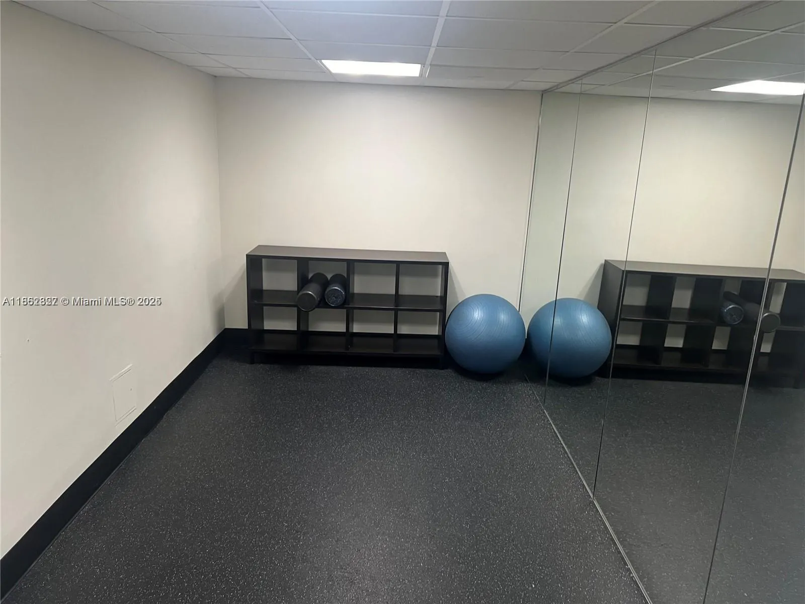 3000 S Ocean Dr, #108