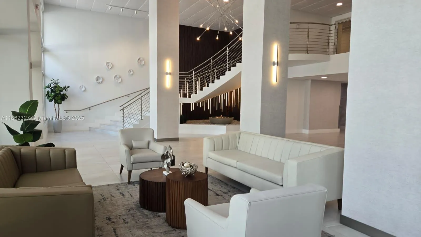 3000 S Ocean Dr, #108