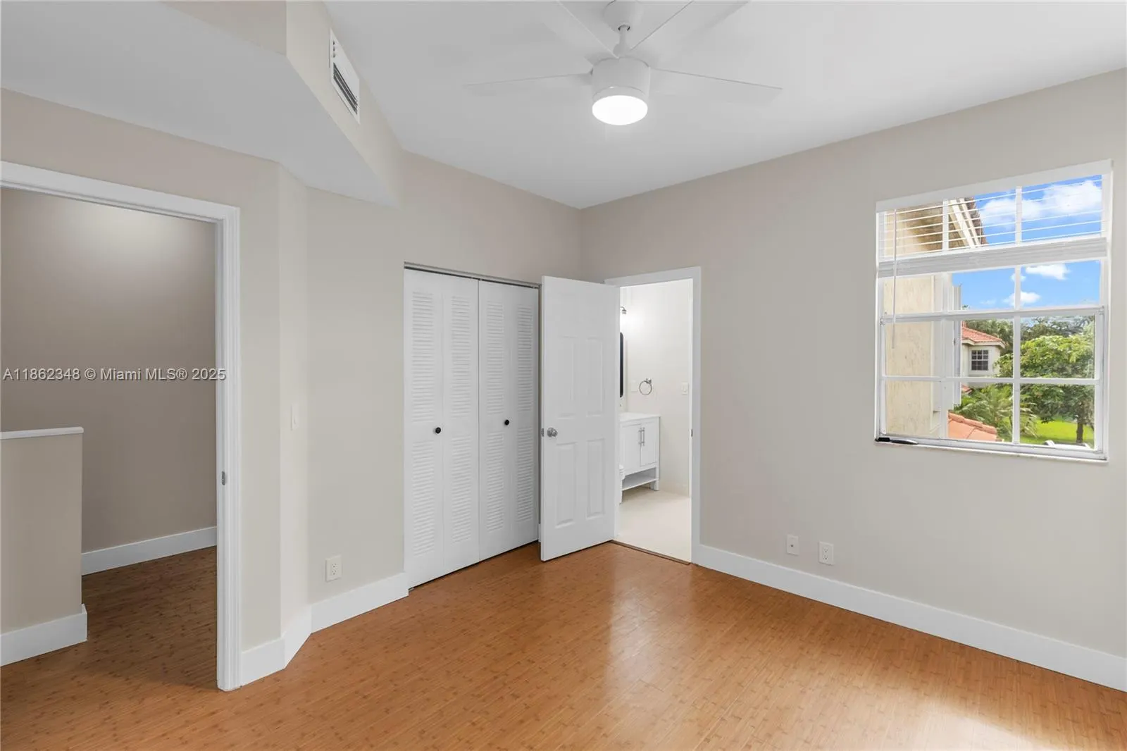1081 Sorrento Dr, #1081