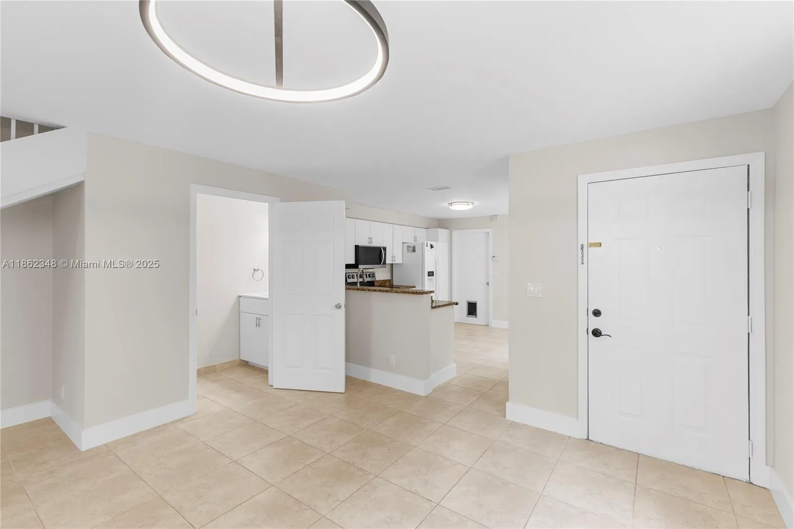 1081 Sorrento Dr, #1081