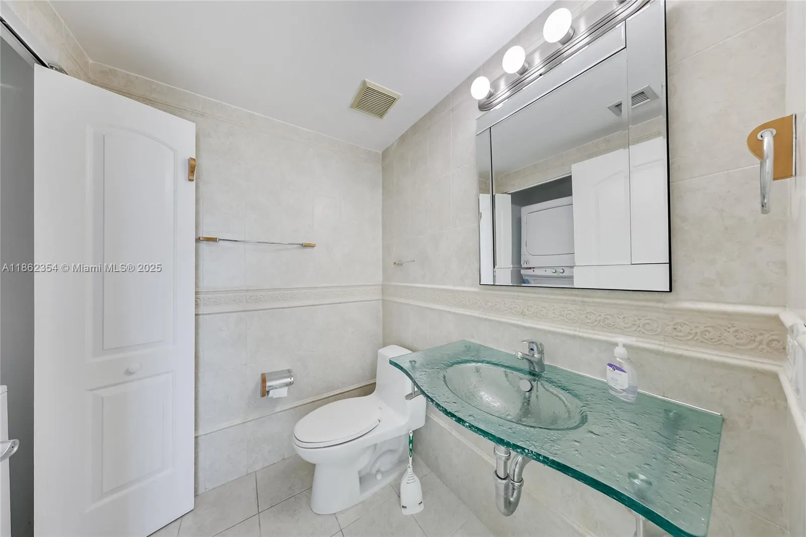 110 Washington Ave, #1513