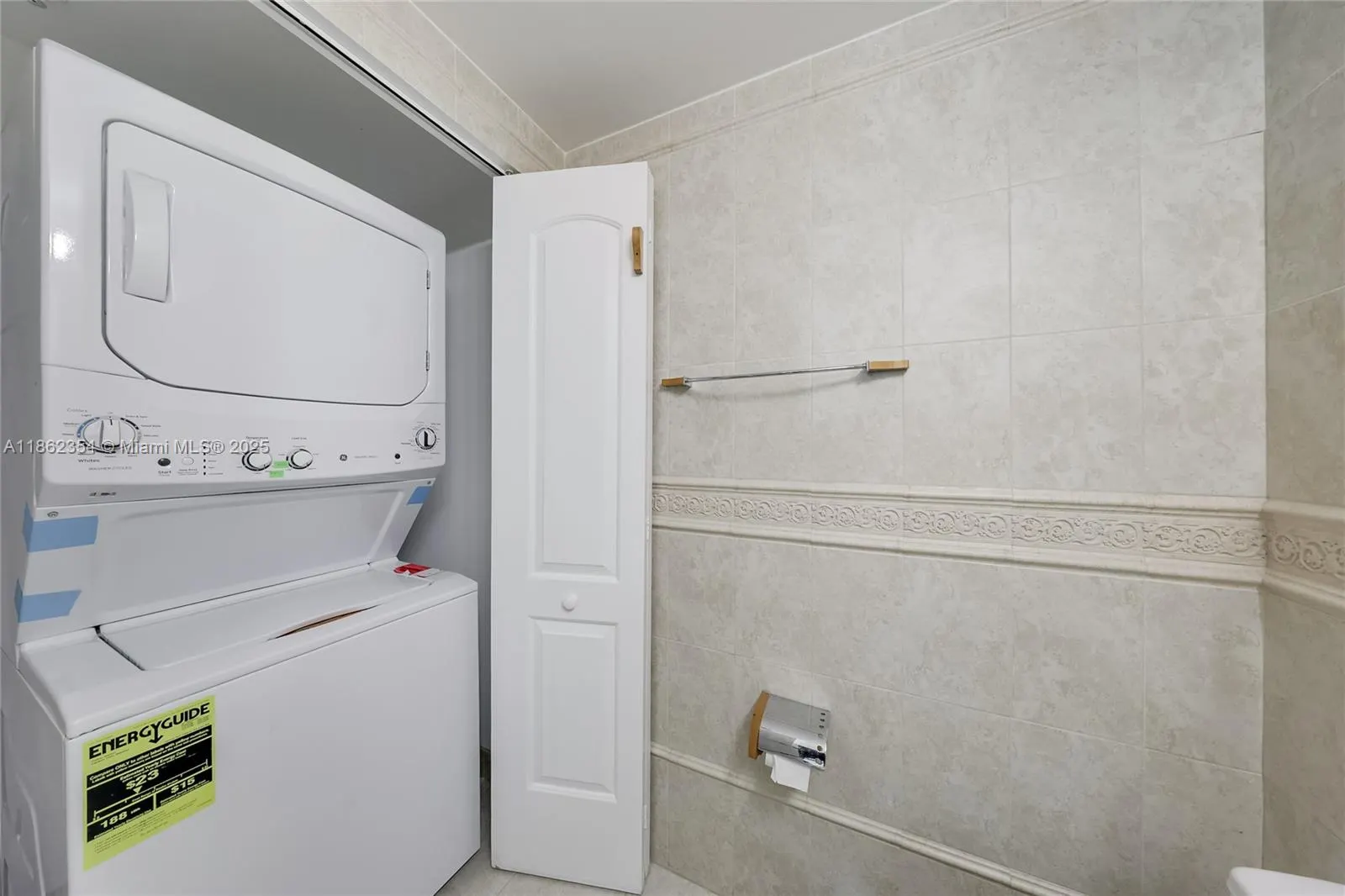 110 Washington Ave, #1513