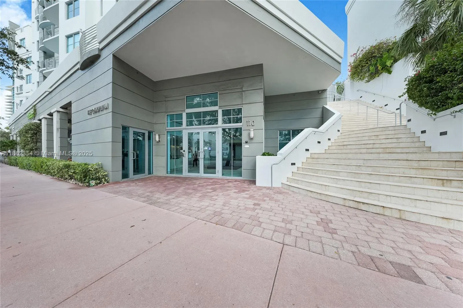 110 Washington Ave, #1513